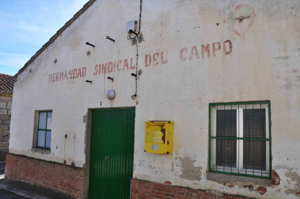 El edificio de actividad sindical abandonado